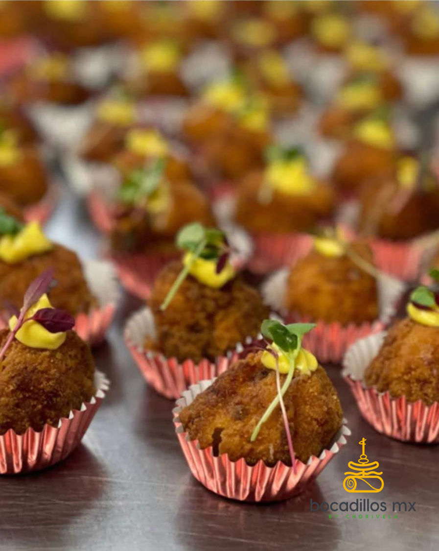 Croquetas de bacalao salado y alioli de azafrán