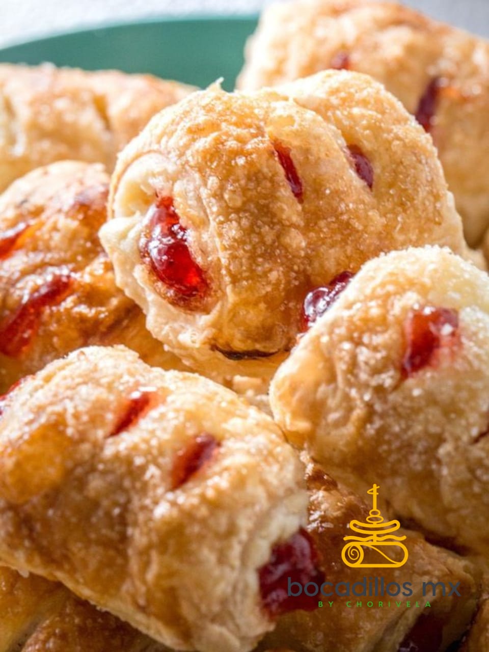 Mini strudel de manzana, zarzamora o fresa